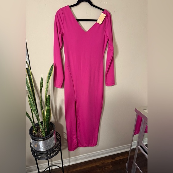 POPILUSH Shapewear Long Sleeve V-Neck Low Back Slimming Maxi Dress - Picture 4 of 8